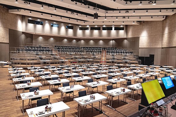 Großer Saal der Stadthalle Gütersloh | Kultur Räume Gütersloh